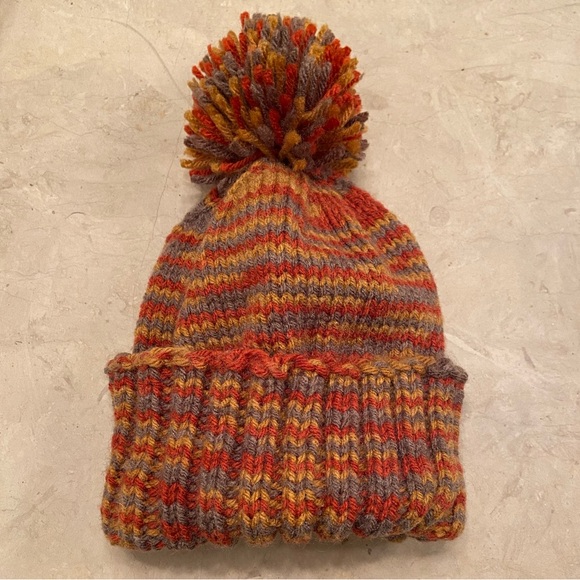 🆕 Hand-Knit Beanie with Puff Ball - Orange, Yellow, Gray-Purple - Picture 2 of 7